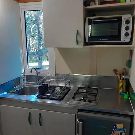Location Nuitees Ou Semaine A Moins De 10 Minutes De Porto-vecchio * Porto-Vecchio (Corsica)