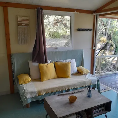 Location Nuitees Ou Semaine A Moins De 10 Minutes De Porto-vecchio * Porto-Vecchio (Corsica)